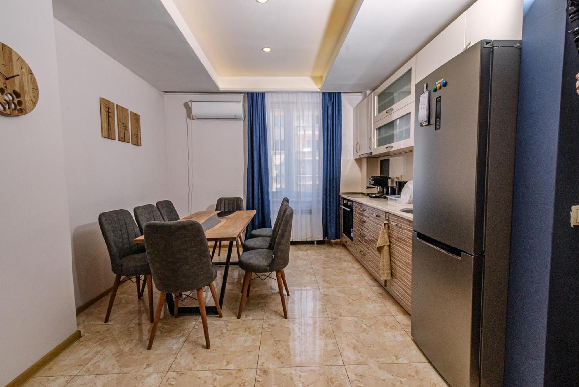 3Bdr, Top Center Retreat, City Heart, Free Parking Sofia Exterior photo
